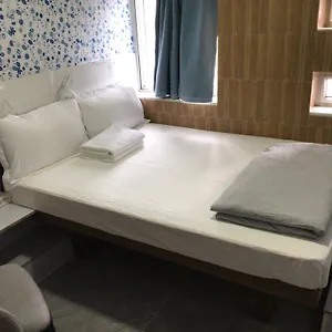 https://house-ajit.getmacauhotels.com